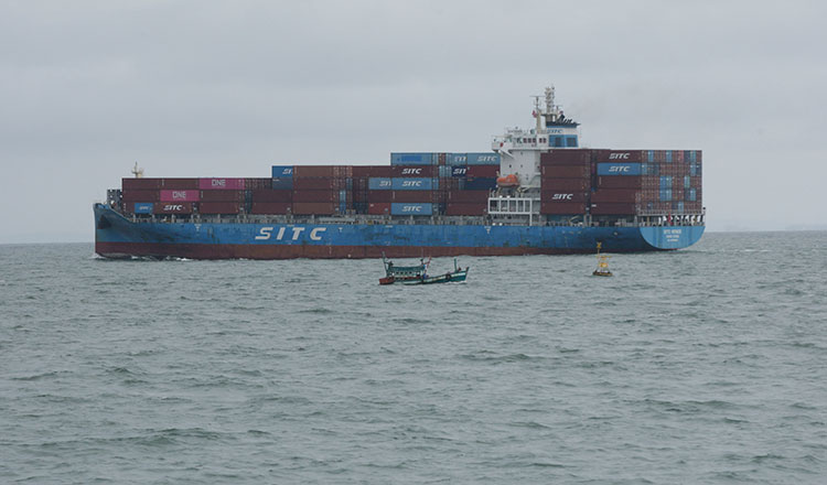 Singapore poised to edge out Thailand in Cambodia trade